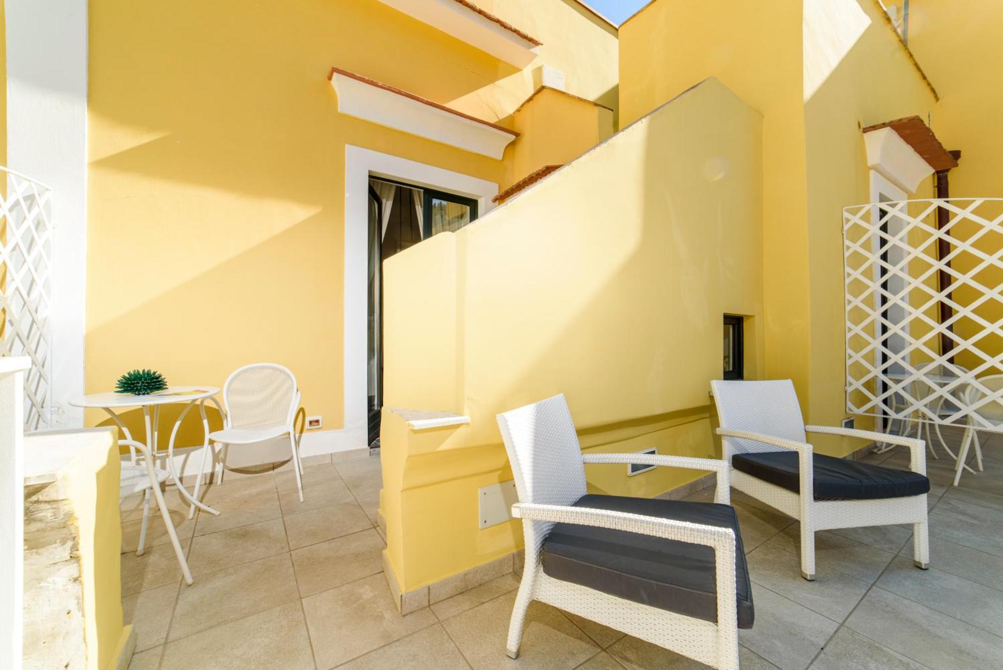 Amalfi Luxury House Acomodação com café da manhã Exterior foto